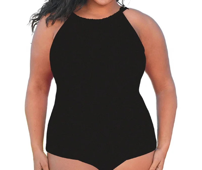 Plus Size High Neck Tankini Top In BlackWaterproof jacket